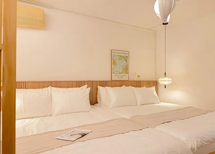 Yeoksam, Gangnam Plastic Surgery, Coex, Garosu-gil, Gangnam Wedding, Hongdae 30 Minutes, Airport Bus Apartment Seoul